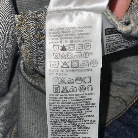 Levi's Women's Denim Trucker Jacket Blue Size Small Pure Cotton Cuffs Buttons - Picture 13 of 15